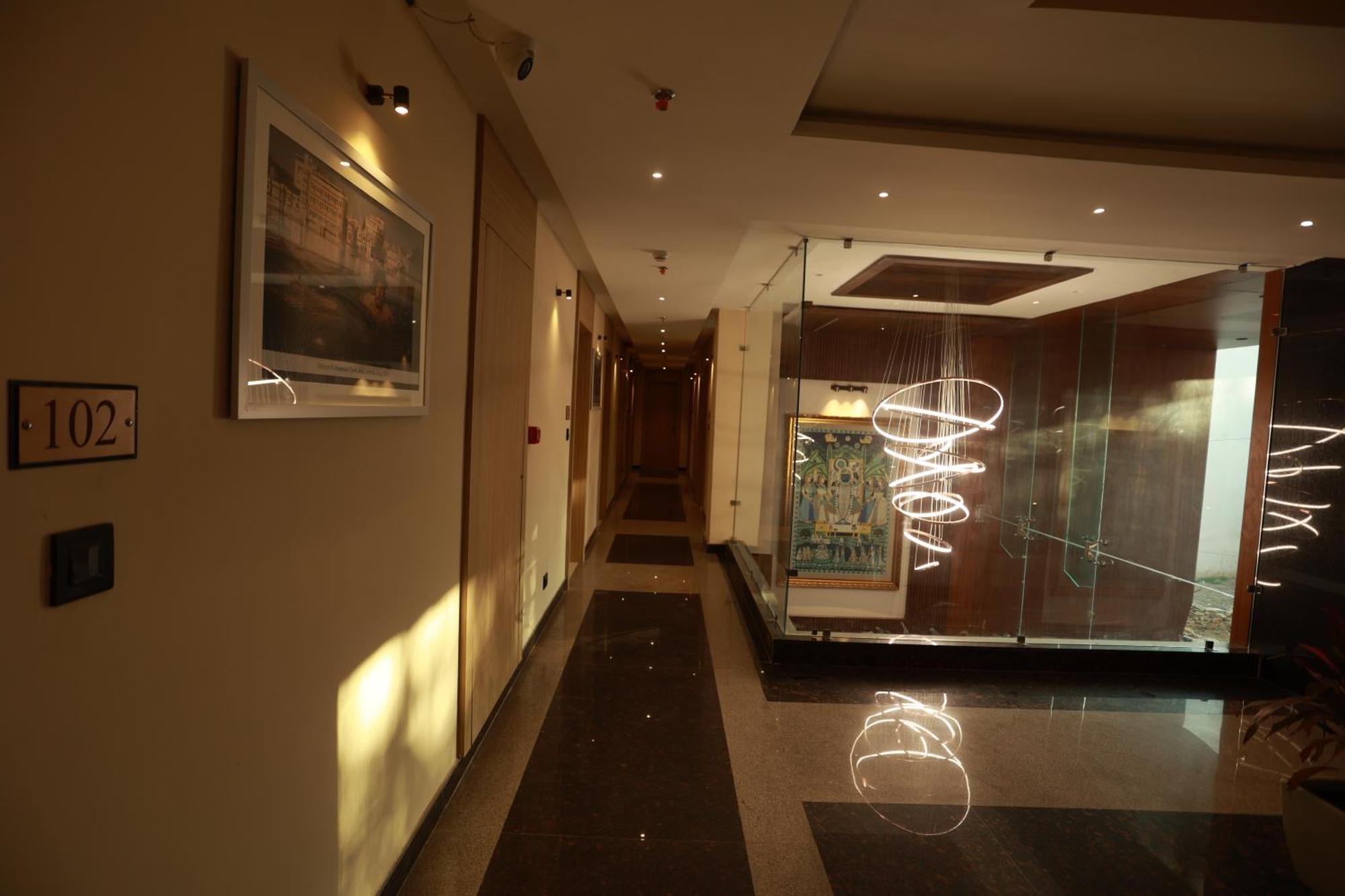 Hotel Taviral Regency Udaipur Exterior foto