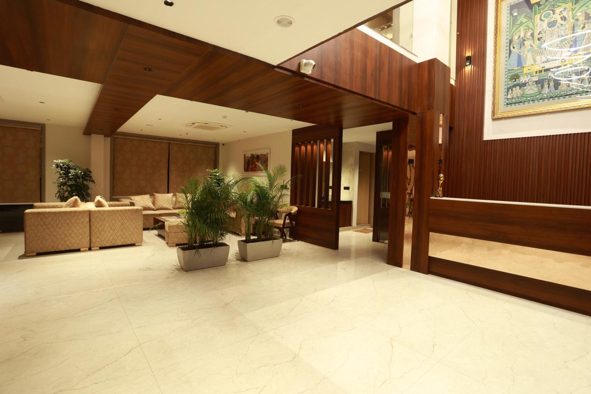 Hotel Taviral Regency Udaipur Exterior foto